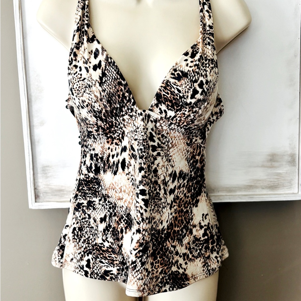 Liz Claiborne Leopard Tankini Top w Ladder Back Design Like new. 6